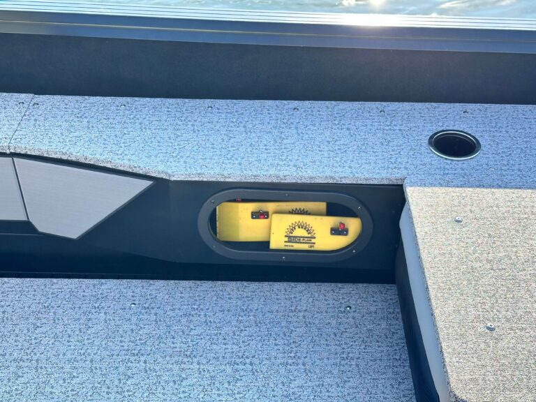 Adventurer 188 DC with Contour Package