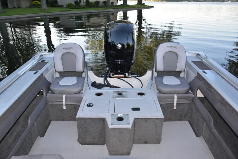 182 Ultima Smoker Craft Fishing Boat