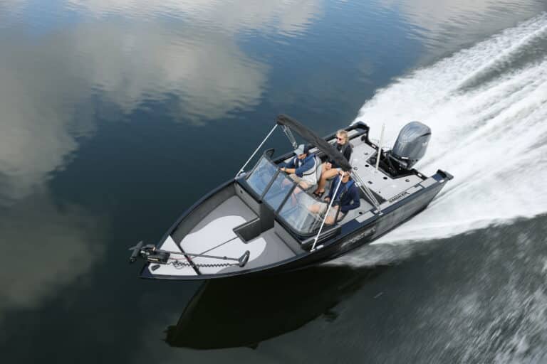 182 Ultima Smoker Craft Fishing Boat